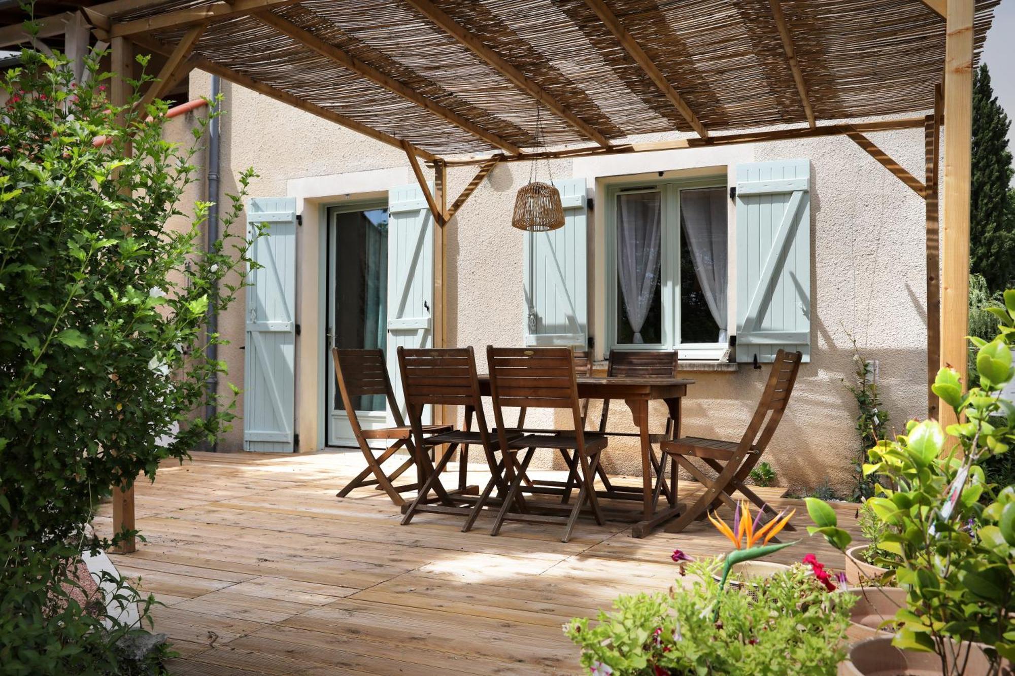 Gite " O Paradis" Douelle Exteriér fotografie
